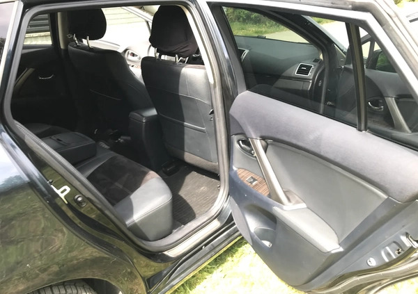 Toyota Avensis cena 41000 przebieg: 188500, rok produkcji 2012 z Ropczyce małe 137